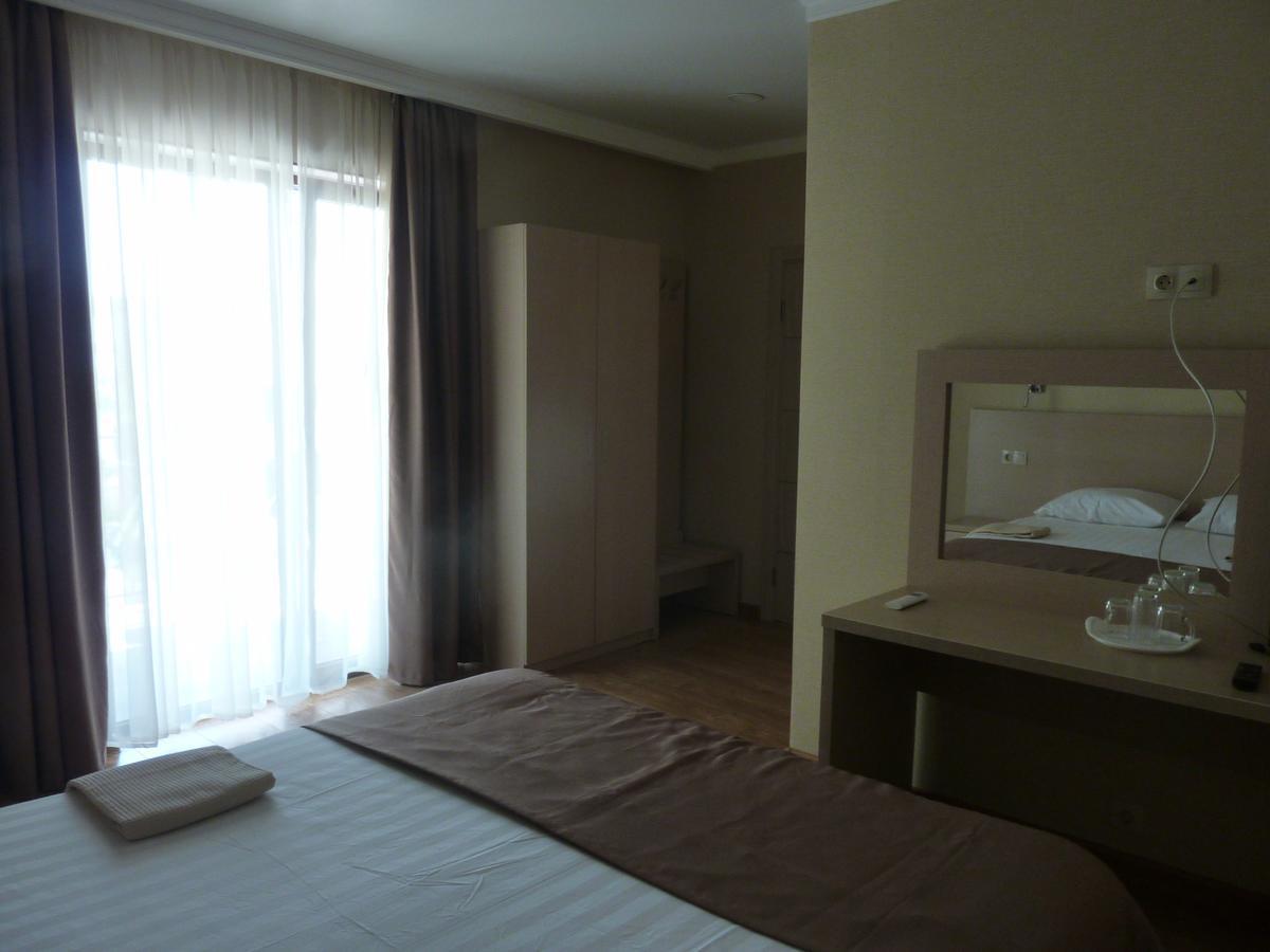 Guest House Letto Γκάγκρα Εξωτερικό φωτογραφία
