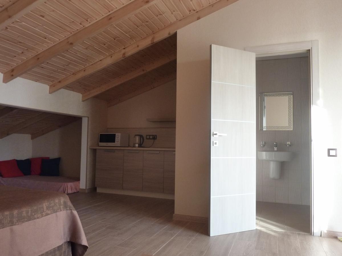 Guest House Letto Γκάγκρα Εξωτερικό φωτογραφία