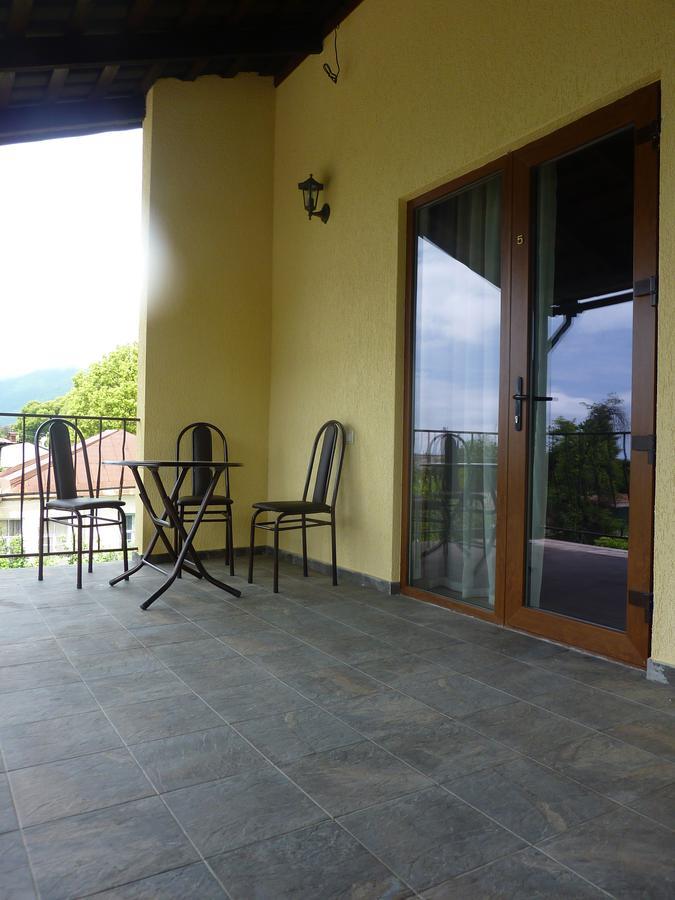 Guest House Letto Γκάγκρα Εξωτερικό φωτογραφία