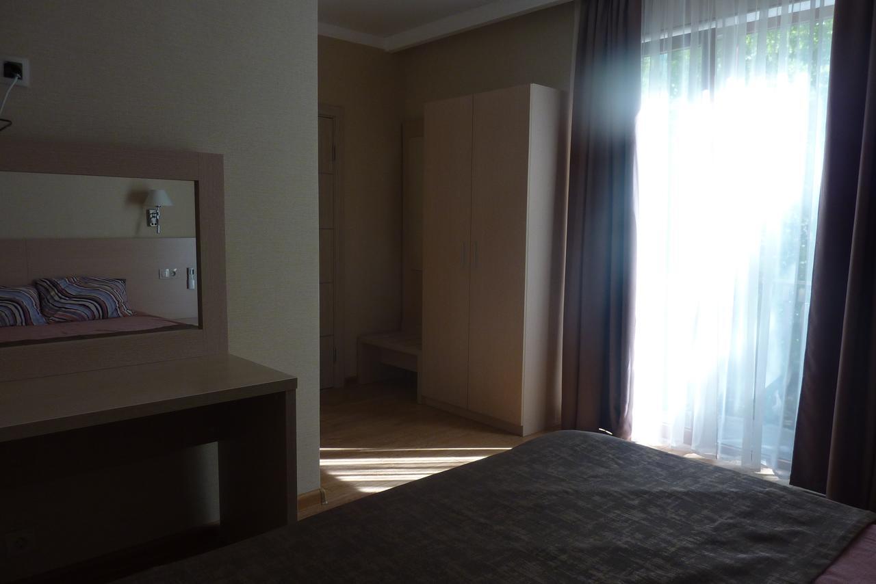 Guest House Letto Γκάγκρα Εξωτερικό φωτογραφία