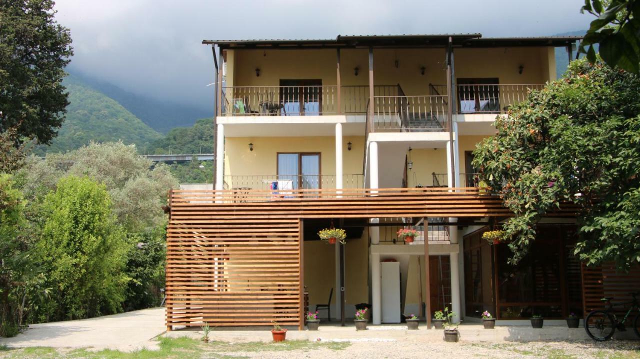 Guest House Letto Γκάγκρα Εξωτερικό φωτογραφία