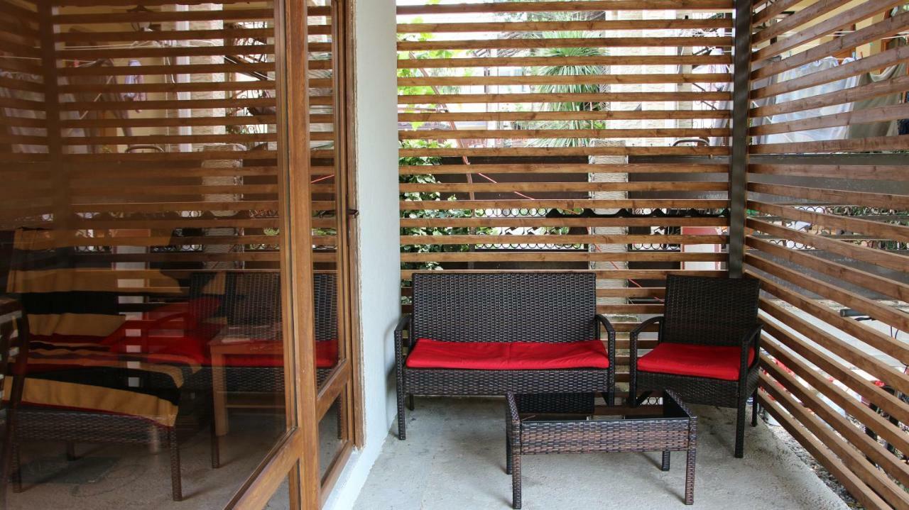Guest House Letto Γκάγκρα Εξωτερικό φωτογραφία
